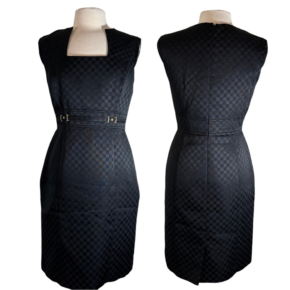 Tahari Sz 6 Black Dress Sheath Checkered Print Above Knee Length Gold Buckles